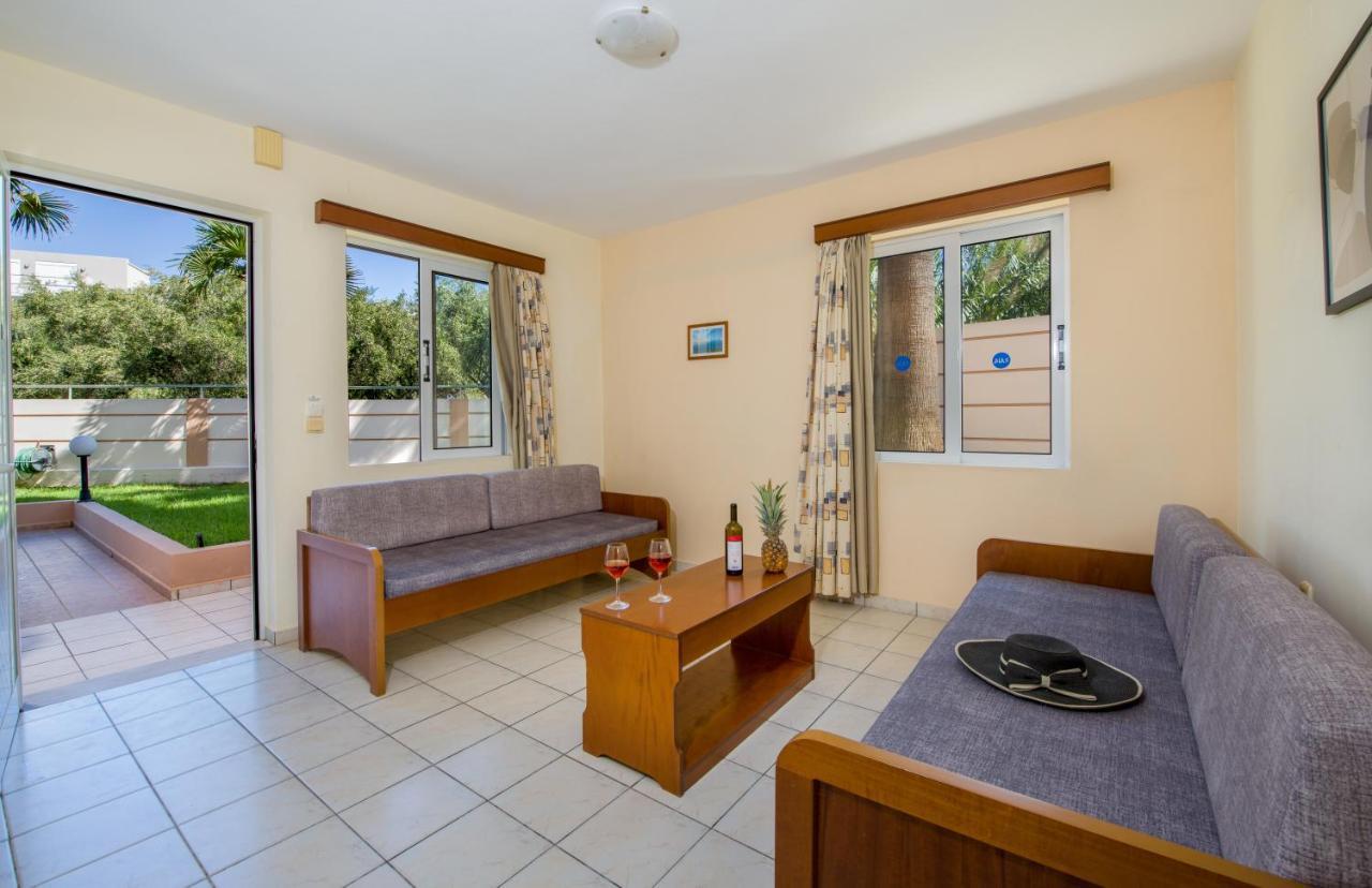 Dias Hotel Apartments Agia Marina Buitenkant foto