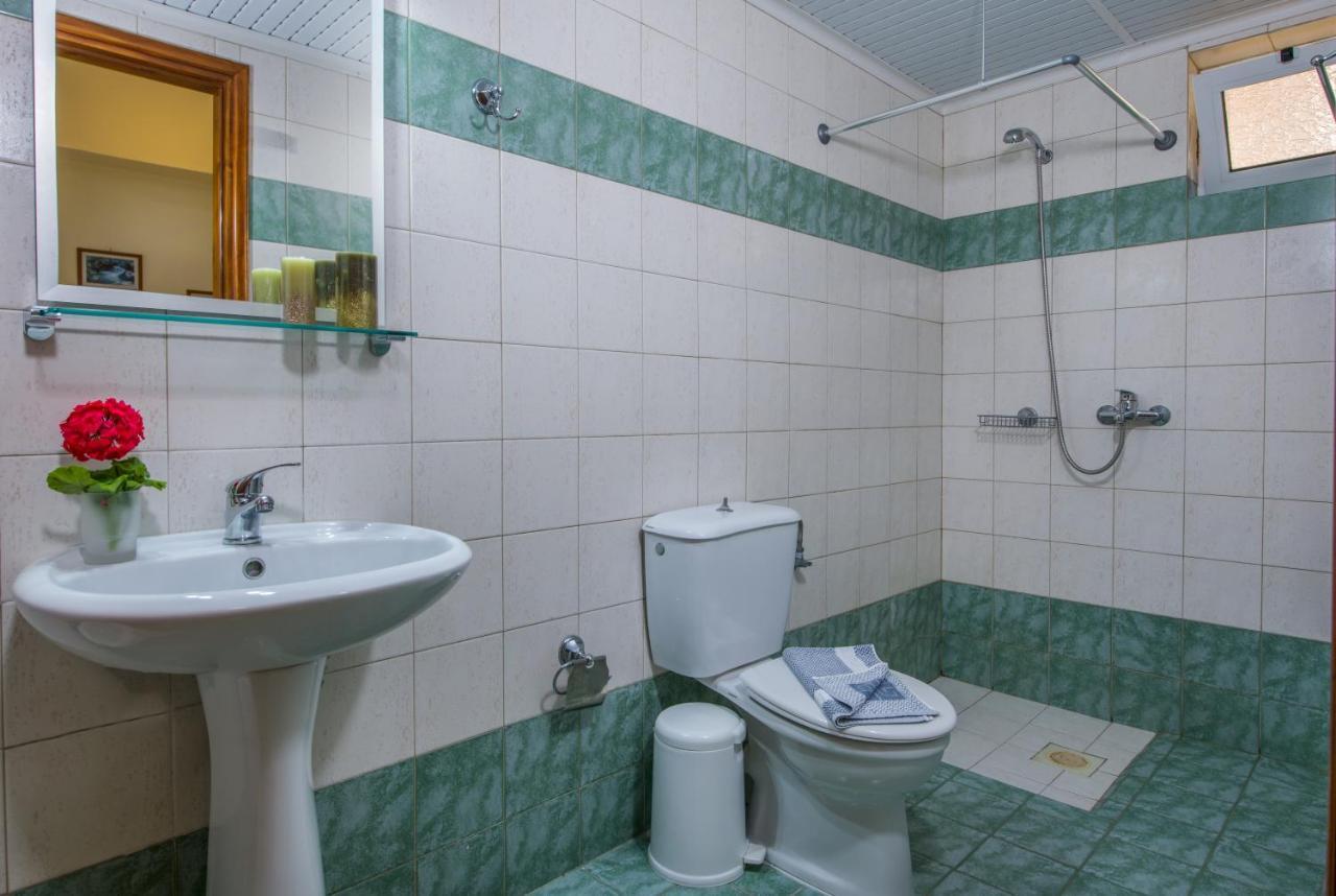 Dias Hotel Apartments Agia Marina Buitenkant foto
