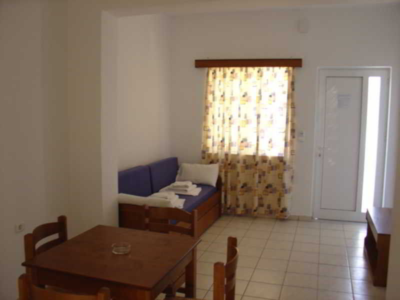 Dias Hotel Apartments Agia Marina Buitenkant foto