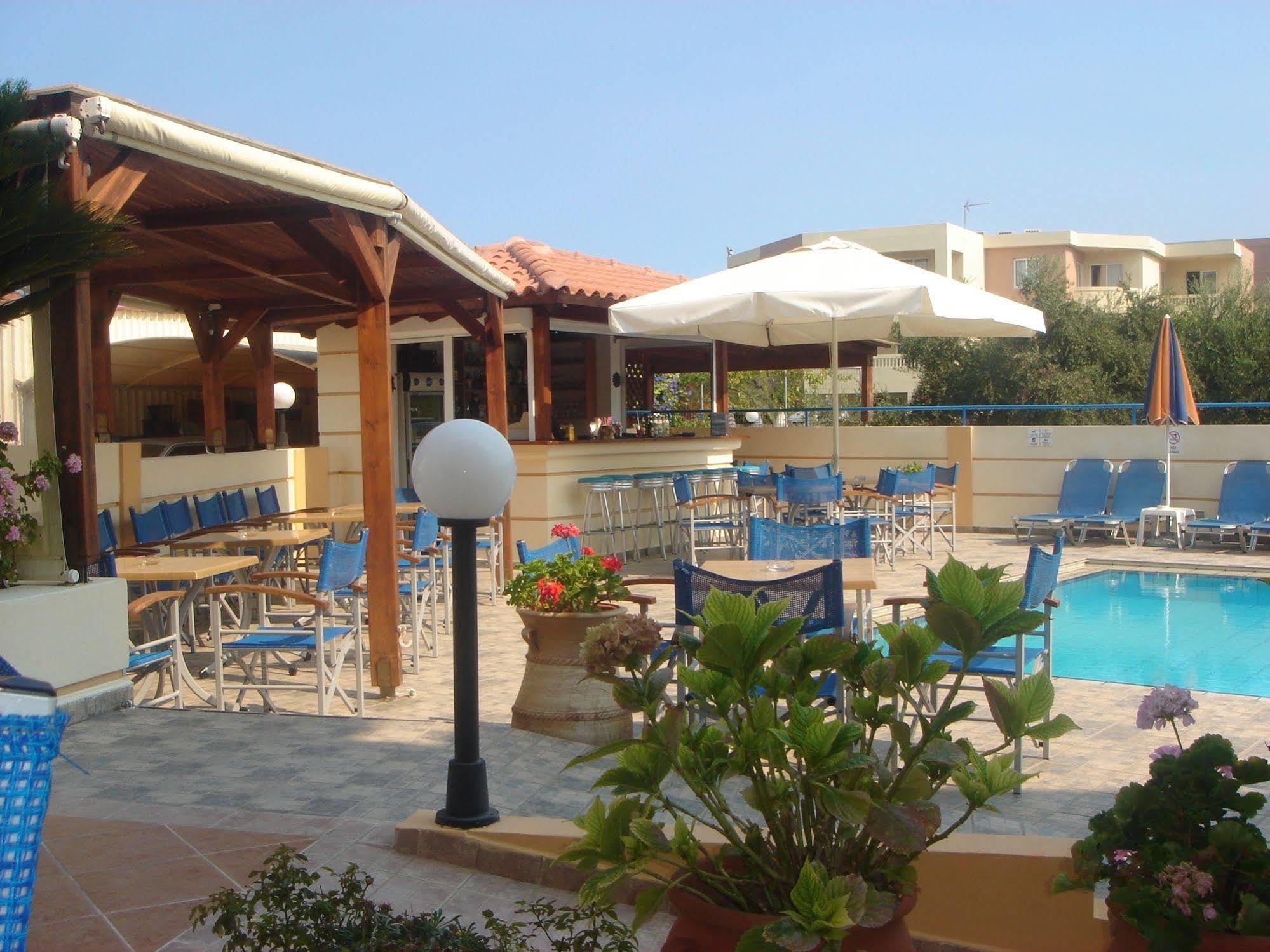 Dias Hotel Apartments Agia Marina Buitenkant foto